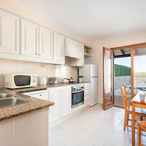 https://villa-acantilado.balearic-islands.net